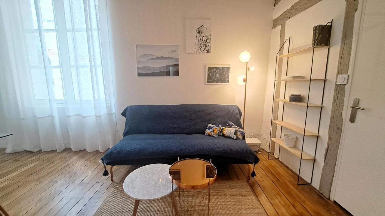 Appartement Centre Vieux Tours Dans Immeuble Historique 3P Luaran gambar